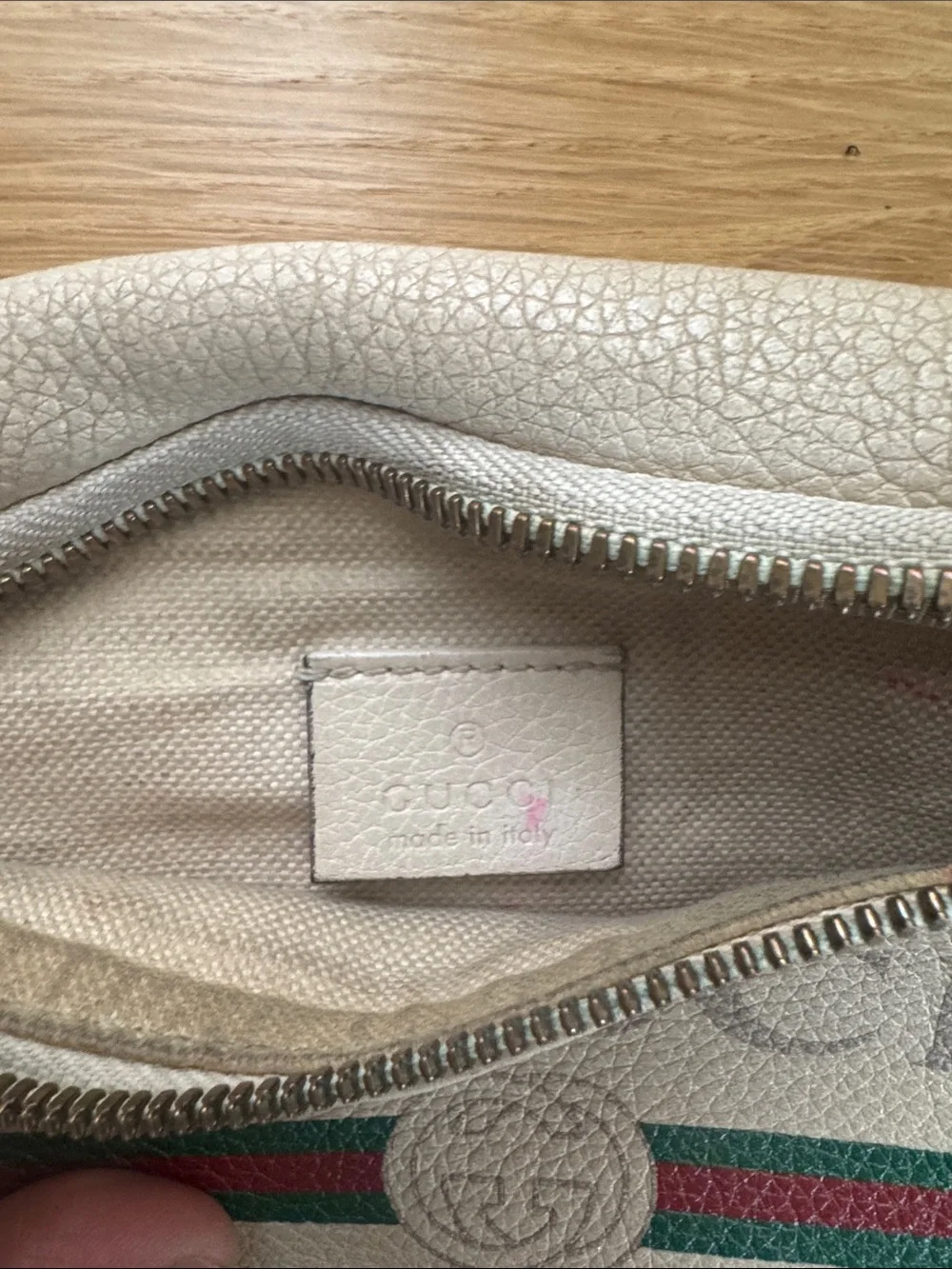 Authentic Gucci White Leather Crossbody Belt Bag